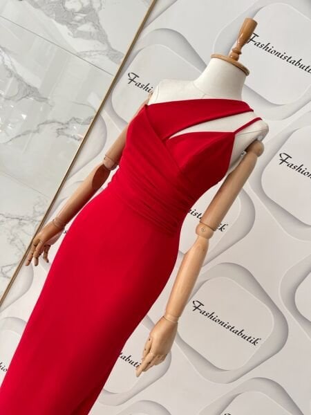 Omuz & yırtmaç detay elbise - Kırmızı