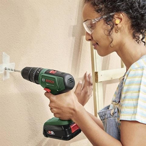 Bosch Akülü Darbeli Matkap DIY Set EasyImpact 18V-40 + EasySaw 18V-70