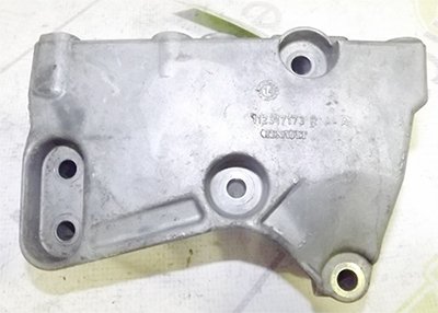 Motor Bağlantı Ayağı (Motor Takozu) Clıo Iv Symbol Joy-Dokker-Lodgy-Logan-Sandero