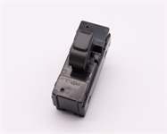 CAM ACMA DUGMESI ARKA SAG-SOL (ISUZU D-MAX  07-11 )