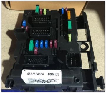 MOTOR İÇİ SİGORTA KUTUSU P206-P307-P408-P807-PARTNER II-BERLINGO II-C3-C5-C8-XSARA II (DELPHI)