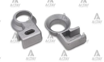 RADYATOR BAGLANTI BRAKETI UST SOL CORSA C 01>