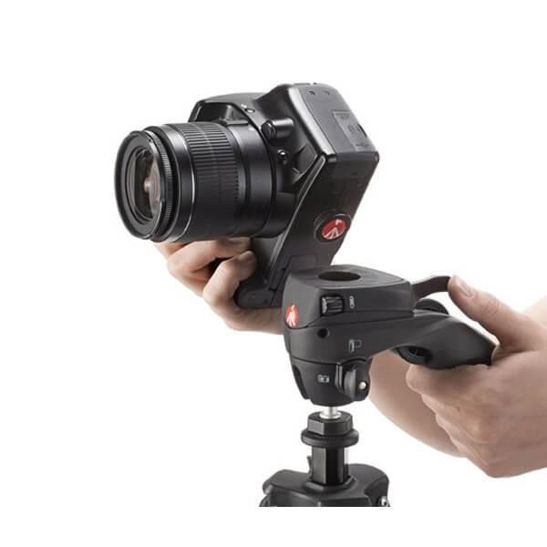 Manfrotto MK Compact Action Tripod