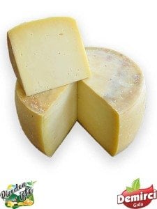 ESKİ KAŞAR PEYNİRİ 1 KG.