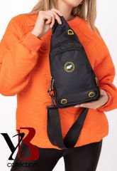 YB Collection Unisex Body Bag Su Geçirmez Kumaş Kulaklık Çıkışlı Çapraz Omuz Göğüs Çantası Siyah AL3872