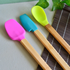 Microcase 3'lü Renkli Bambu Saplı Silikon Uçlu Spatula Fırçalı Kaşık Seti - AL5156
