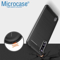 Microcase Xiaomi Mi A3 Brushed Carbon Fiber Silikon Kılıf - Siyah