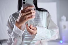 SanDisk Phone Drive 256GB SDIXS0N-256G-GN6NE Type-C Flash Bellek Arktik Beyaz