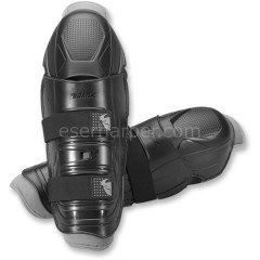 QUADRANT BLACK KNEE GUARD