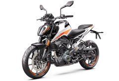 390 DUKE