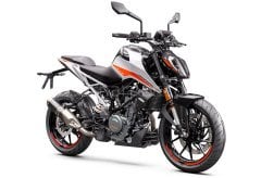390 DUKE