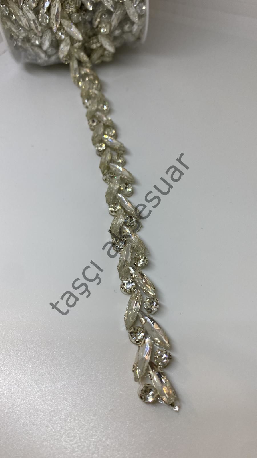 Kristal Taşlı Şerit 1mt