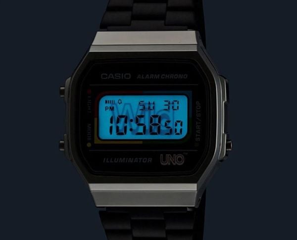 Casio A168WEUC-1ADR Unısex Kol Saati