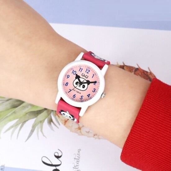 Q&Q V23A-006VY Panda Desenli Çocuk Kol Saati