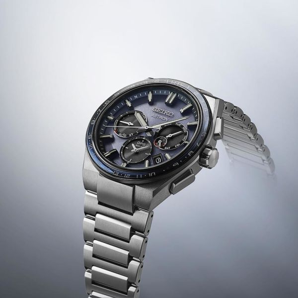 Seiko Astron GPS Solar SSH109J Erkek Kol Saati