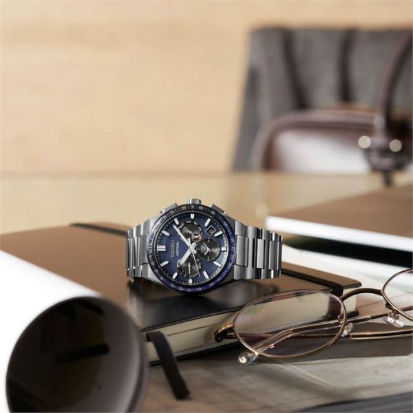 Seiko Astron GPS Solar SSH109J Erkek Kol Saati