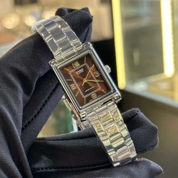 Casio LTP-1234DD-5ADF Kadın Kol Saati