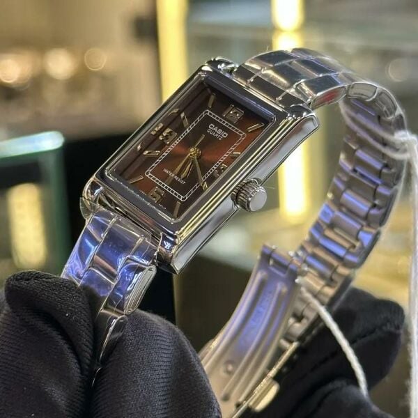 Casio LTP-1234DD-5ADF Kadın Kol Saati