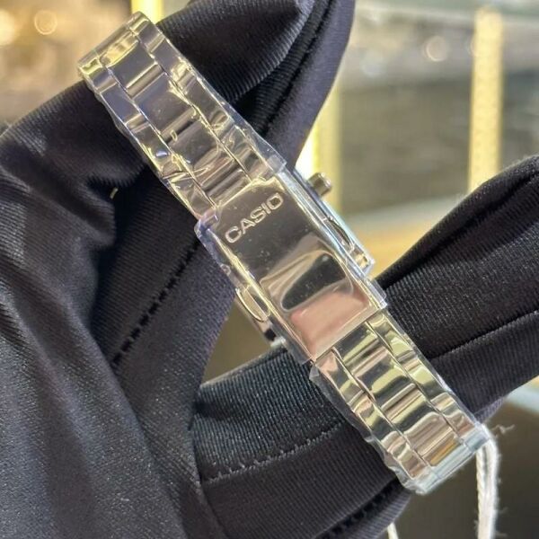 Casio LTP-1234DD-5ADF Kadın Kol Saati