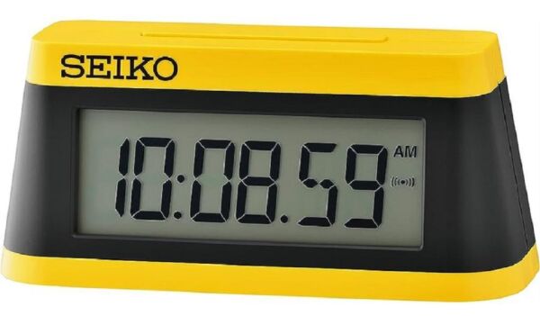 Seiko Clocks Sports Timer QHL091Y Kronometre ve Geri sayım sayacı fonksiyonlu Masa Saati