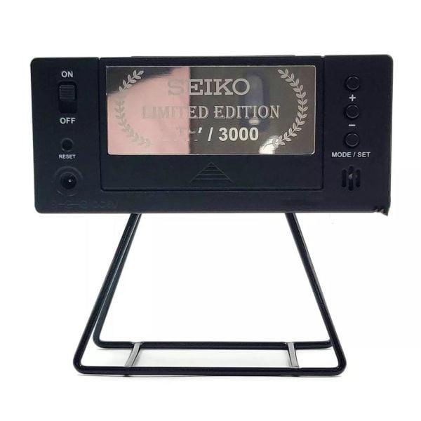 Seiko Clocks Sports Timer QHL092K Kronometre ve Geri sayım sayacı fonksiyonlu Masa Saati