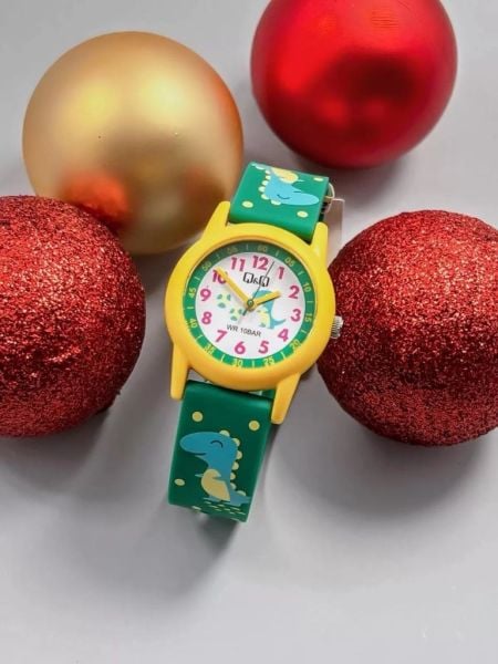 Q&Q V22A-023VY Sevimli Dinazor Desenli Çocuk Kol Saati