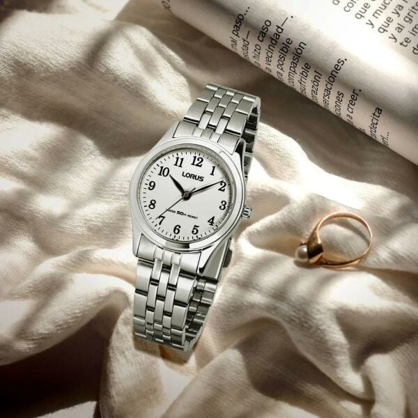 Lorus  RRX41HX9 Quartz Kadın Kol Saati
