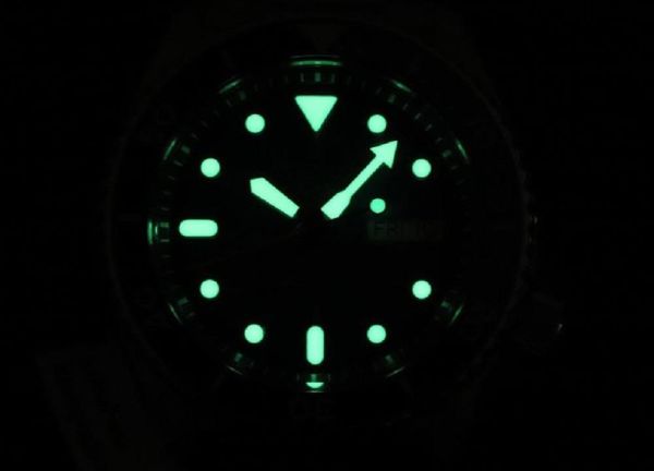 Seiko 5 SSK005K Otomatik Erkek Kol Saati