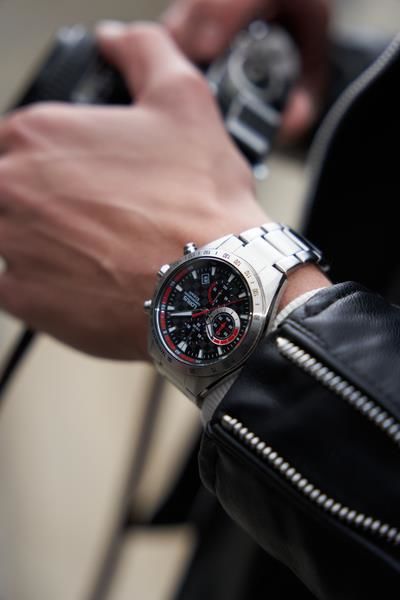 Lorus RM309JX9 Kronograf Erkek Kol Saati