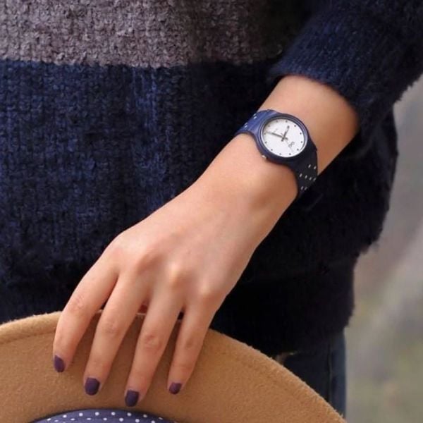 Q&Q VP46J059Y Puanlı Desenli Çocuk Kol Saati