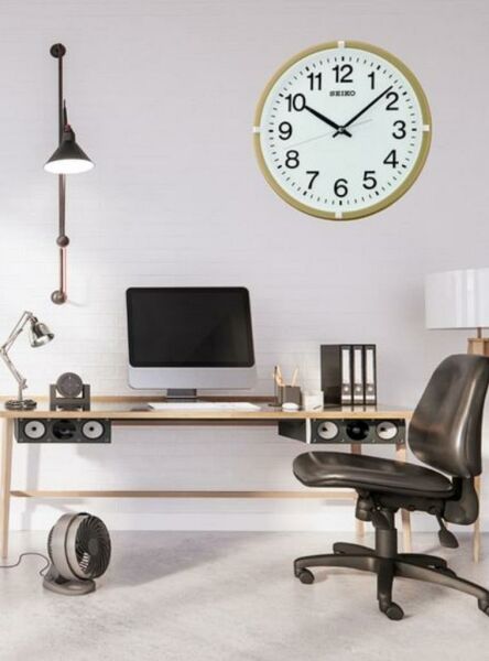 Seiko QXA652G Klasik Tasarım Beyaz Kadranlı Plastik Kasa Duvar Saati