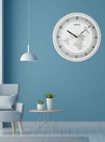 Seiko QXA814A Metalik Renkli Plastik Kasa Dünya Haritası Sessiz Saniyeli Duvar Saati