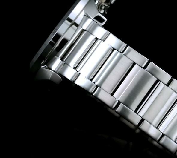 Casio Edıfıce EFR-571D-1AVUDF Erkek Kol Saati