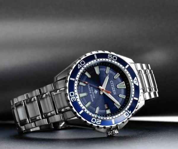 Citizen BN0191-80L Erkek Kol Saati