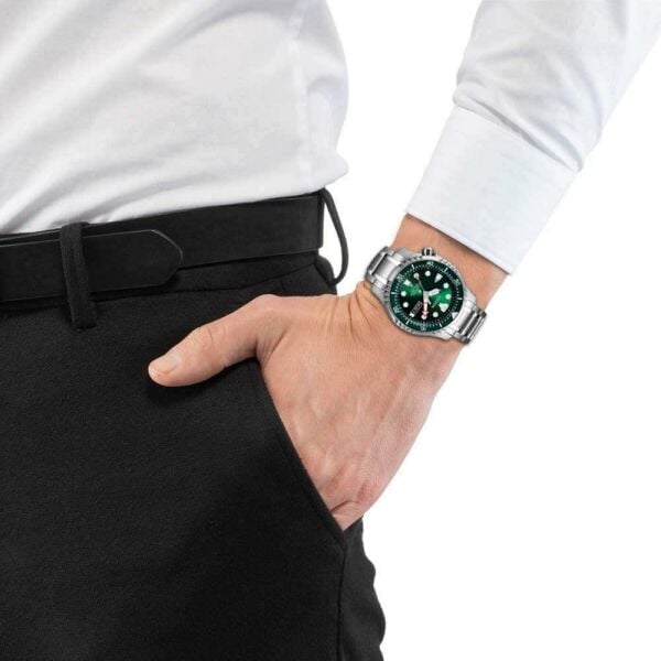 Citizen NY0100-50XE Erkek Kol Saati