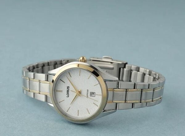 Lorus RJ290BX9 Quartz 5Bar Safir Kadın Kol Saati