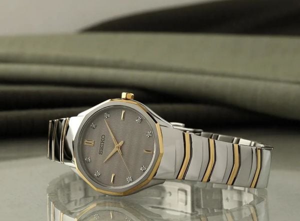 Seiko SUR616P1 Safir Cam 5 atm Kadın Kol Saati