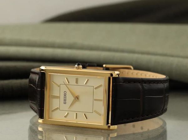 Seiko SWR106P1 Safir Cam 5 atm Erkek Kol Saati
