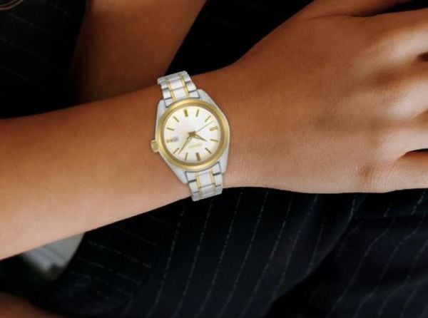 Seiko SUR636P1 Quartz Kadın Kol Saati