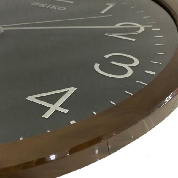 Seiko QXA806A Sessiz Saniyeli Analog Dekoratif Duvar Saati