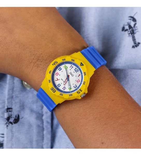 Q&Q VR19J011Y Renkli Rakamlı Çocuk Kol Saati