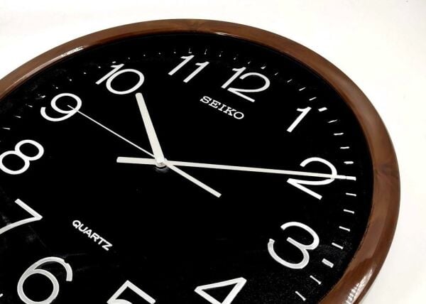 Seiko QXA807A Sessiz Saniye İbreli Ofis Salon Oda Duvar Saati