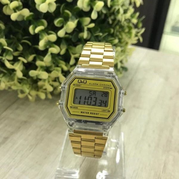 Q&Q M173J033Y Kronometreli Alarmlı Işıklı Kadın Kol Saati