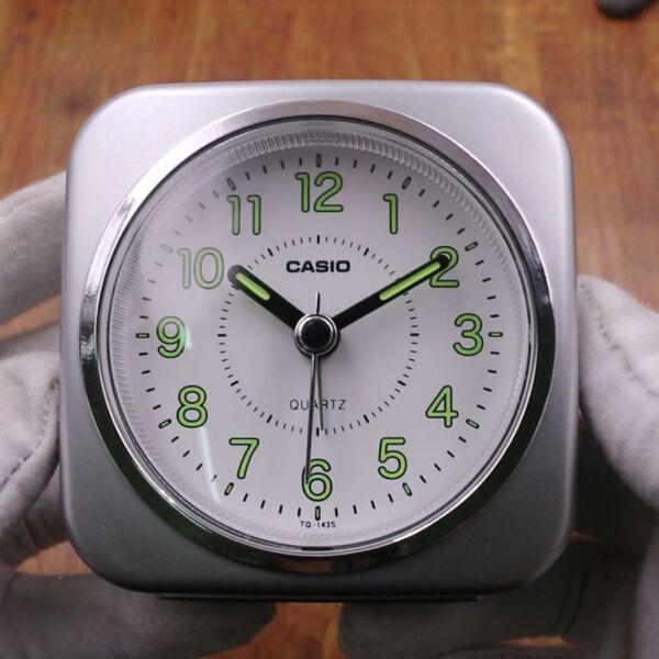 Casio TQ-143S-8DF Alarmlı Masa Saati