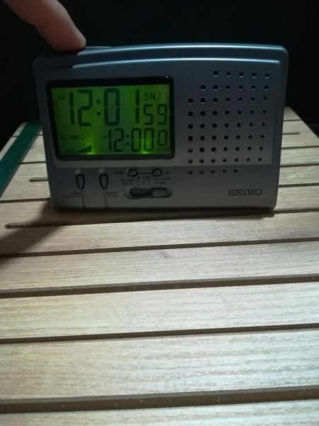 Seiko QHL012S Alarmlı Dijital Masa Saati