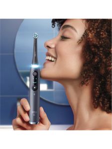 Oral-B iO 9 Şarjlı Diş Fırçası Siyah