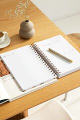 Matt Notebook 2025 Yılı Günlük Spiralli Ajanda 16x24 cm - 12 Aylık Leopar