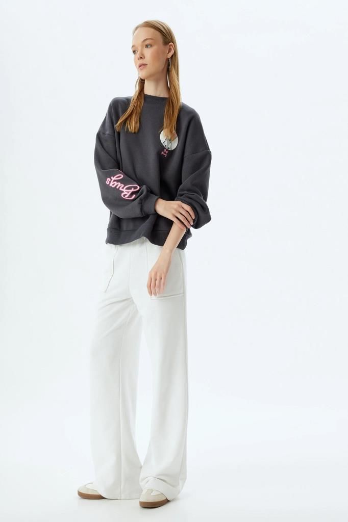 Koton Bugs Bunny Oversize Sweatshirt Bisiklet Yaka Arkası Baskılı Lisanslı