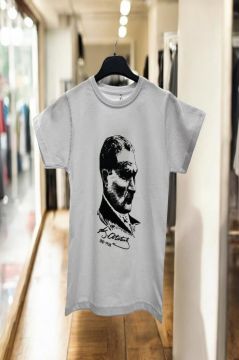 Hipatu Atatürk Baskılı Tişört Beyaz