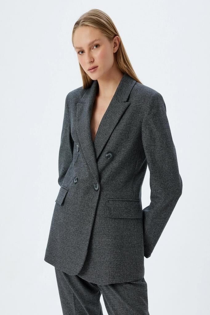 Koton Oversize Blazer Ceket Kruvaze Ters Yaka Kapaklı Cepli Düğmeli